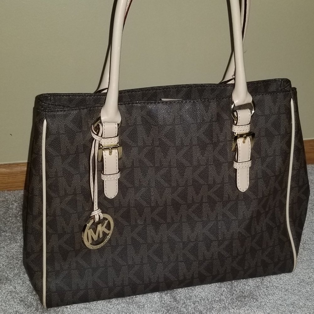 Michael Kors purse and wallet